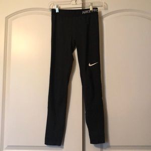 Girls Nike Pro Leggings